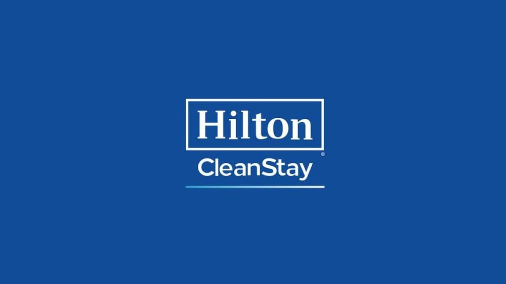 印第安纳波利斯十字路口希尔顿惠庭套房酒店 印第安納波利斯 外观 照片